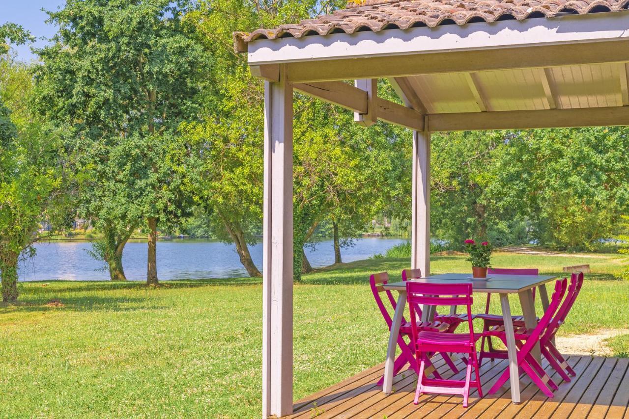 Lagrange Grand Bleu Vacances - Residence Port Lalande Castelmoron-sur-Lot Exteriör bild